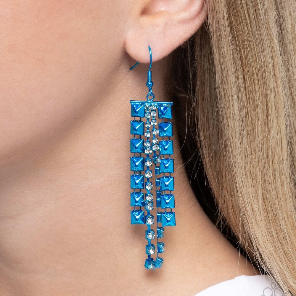 NWT PAPARAZZI FORCEFUL FRINGE EARRINGS